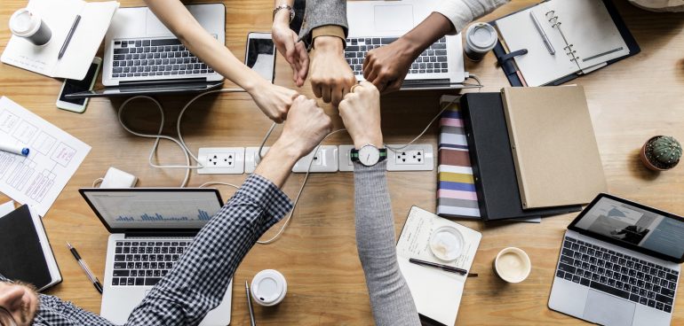 3 BENEFITS OF A WORKPLACE WELLNESS PROGRAMME